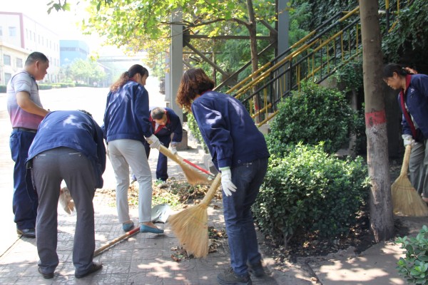 同興公司組織開(kāi)展機(jī)關(guān)管理人員義務(wù)勞動(dòng)